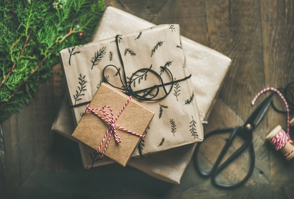 hoe kies je kerstcadeaus voor mannen die ze niet snel zullen vergeten