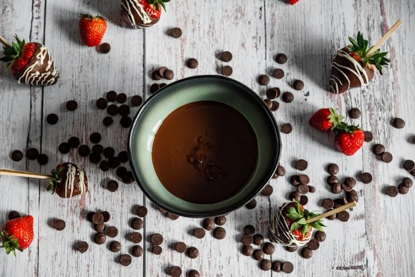 hoe een glanzend chocoladeglazuur te bereiden online winkel mojacokoladasi