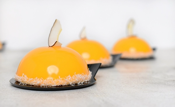 mango in desserts