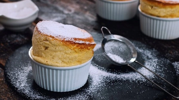 chocoladesoufflé met bam witte chocolade