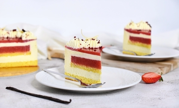 vanillecake met aardbeien
