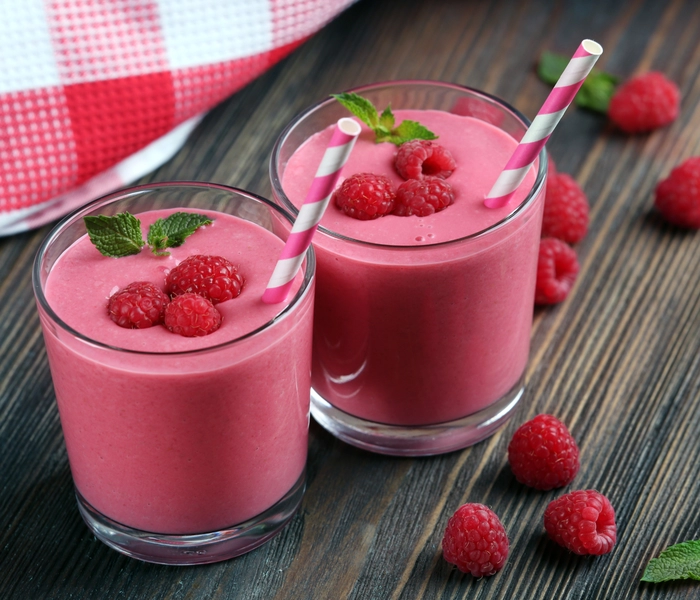 frambozensmoothie met jam en zonder toegevoegde suiker: een verfrissend drankje voor een energieke start van de dag