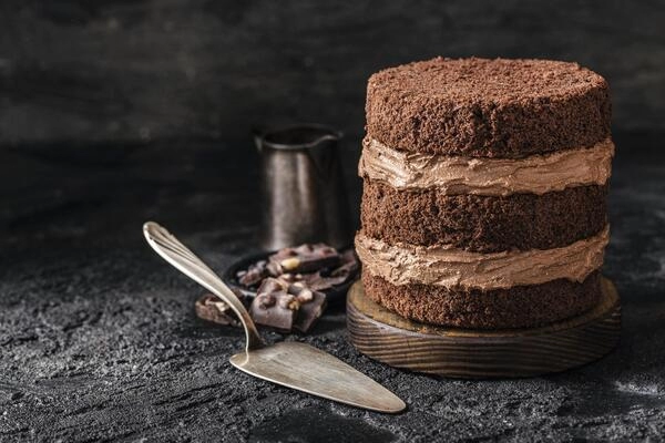 chocoladetaart met slagroom