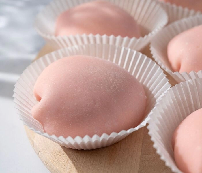 ijsmocchi met bam-aardbeienjam