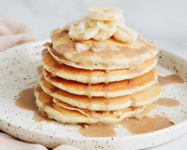 amerikaanse pannenkoeken met banaan